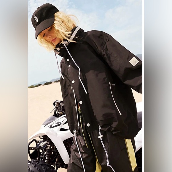 Free People Movement Logo Cap - Picture 6 of 8